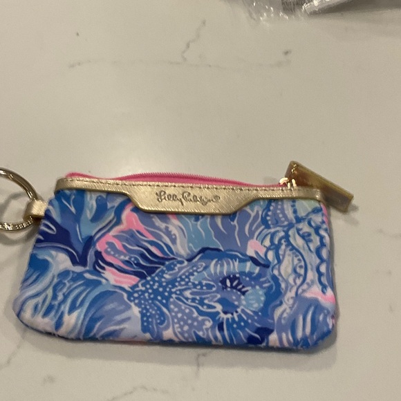 Lilly Pulitzer Blue and Pink Floral ID Case and Keyring - Picture 1 of 3